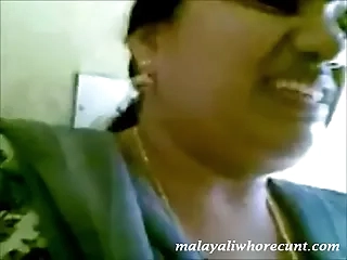 Kerala Munroturuttu Malayalam 42 yrs ancient married, beautiful, hot and despondent housewife aunty’s breast pressed, groped and molested by will not hear of illegal lover super hit and blockbuster viral sex porno membrane # 2015, May 15th.